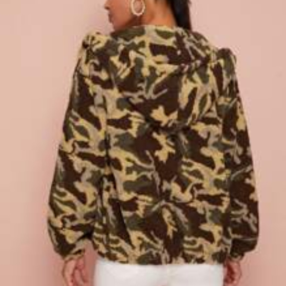 🆕 Camo Teddy Bomber Jacket Hood - Picture 2 of 6